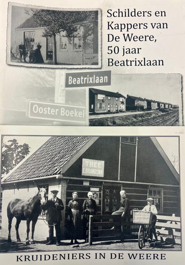 Twee edities van de jaarboekjes van Historisch de Weere. De bovenste 'Schilders en Kapper van de Weere, 50 jaar Beatrixlaan' is de editie van 2016 en de onderste 'Kruideniers in de Weere' is de editie van 2013.